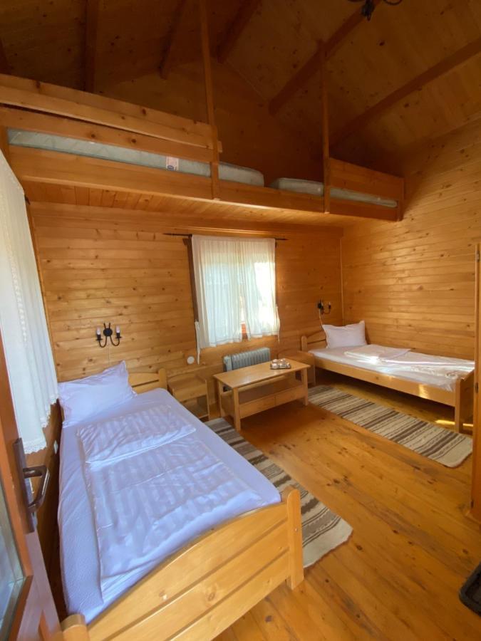 Gyopar Wooden Houses Izvoare  Dış mekan fotoğraf